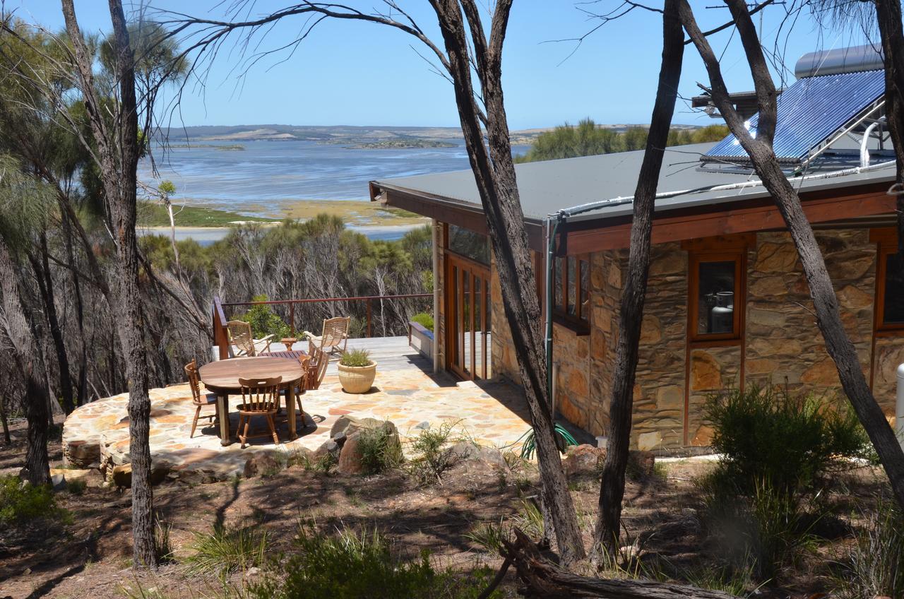 Of Stone & Wood Guesthouse Muston Экстерьер фото