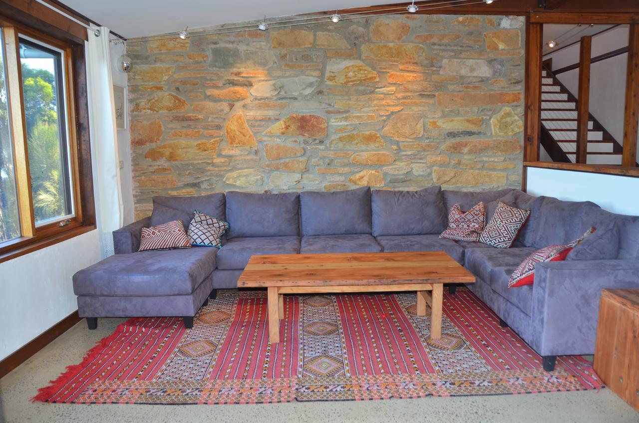 Of Stone & Wood Guesthouse Muston Экстерьер фото